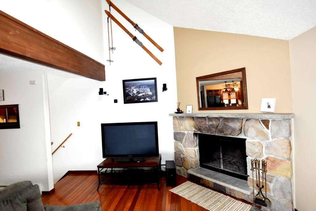 3-Bedroom Vacation Home Steps To Camelback Ski Area Ski-In Ski-Out Crescent Lake Εξωτερικό φωτογραφία