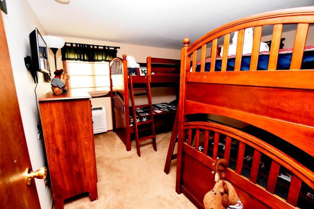 3-Bedroom Vacation Home Steps To Camelback Ski Area Ski-In Ski-Out Crescent Lake Εξωτερικό φωτογραφία